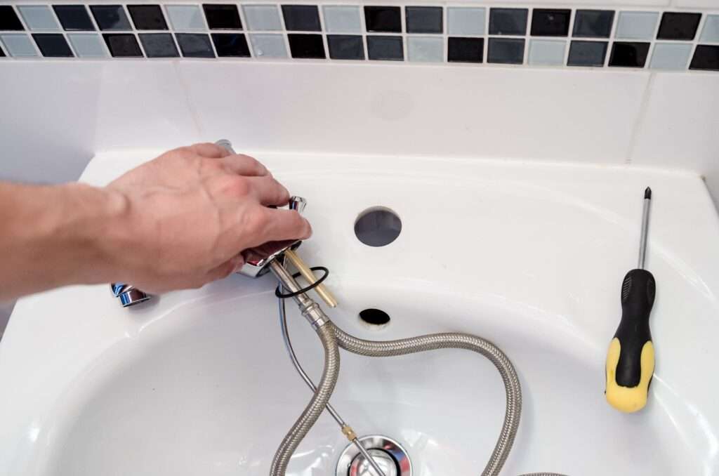 The  Clog Dr. plumbing in Monroe, CT provides full-service plumbing  service, and repairs, including everything from fixing leaks, clogged  drains, broken water heaters to installing new faucets, sinks, toilets,  sump pumps and much more. If water runs through it, we can fix it with  our 100% guaranteed satisfaction. Our experienced technicians offer  residential and commercial plumbing services that customers depend on  for all of their local plumbing needs. 